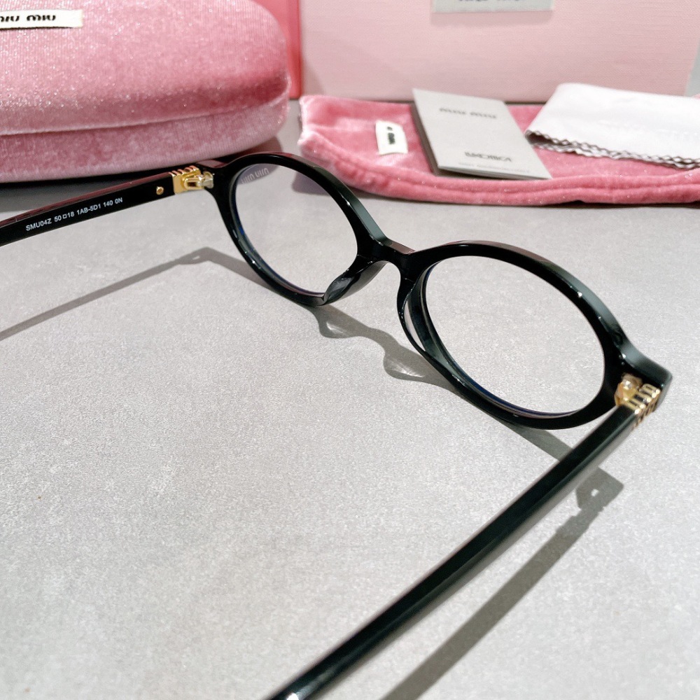 MIU MIU glasses