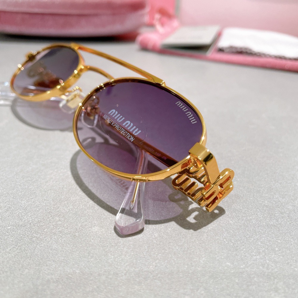 MIU MIU sunglasses