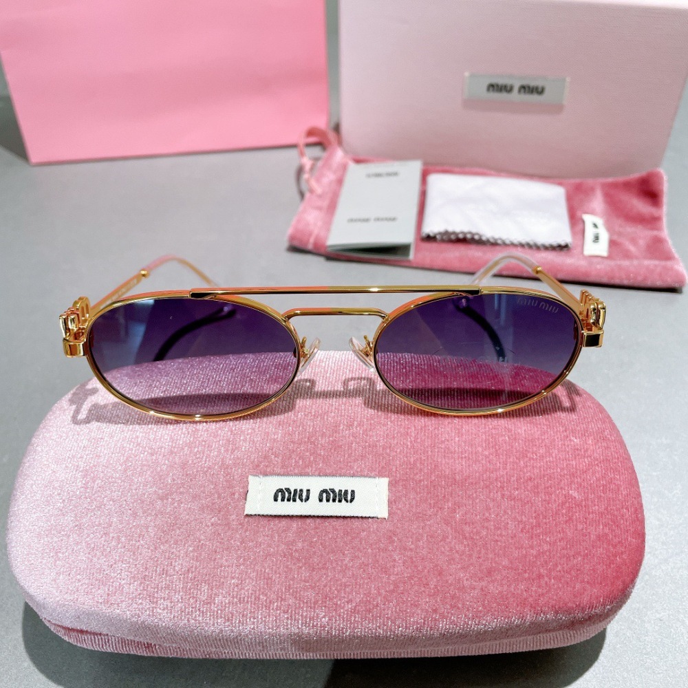 MIU MIU sunglasses