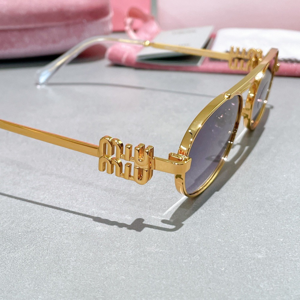 MIU MIU sunglasses