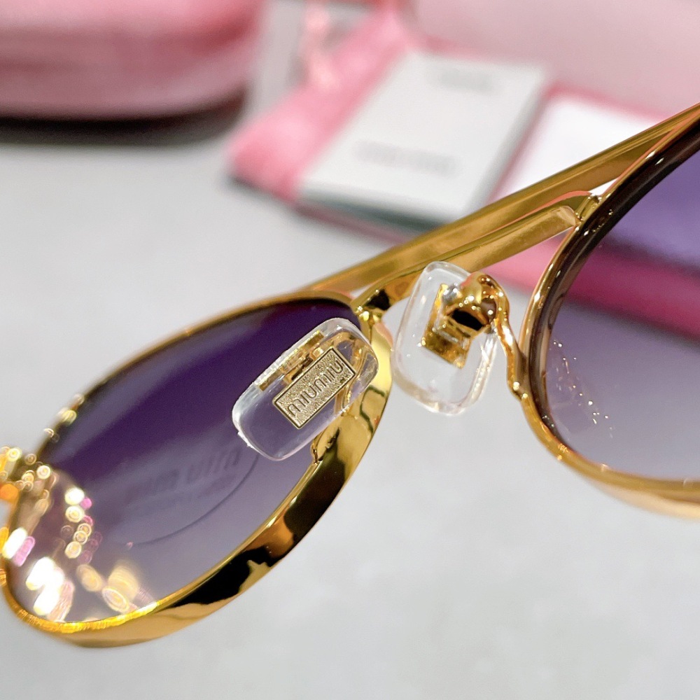 MIU MIU sunglasses