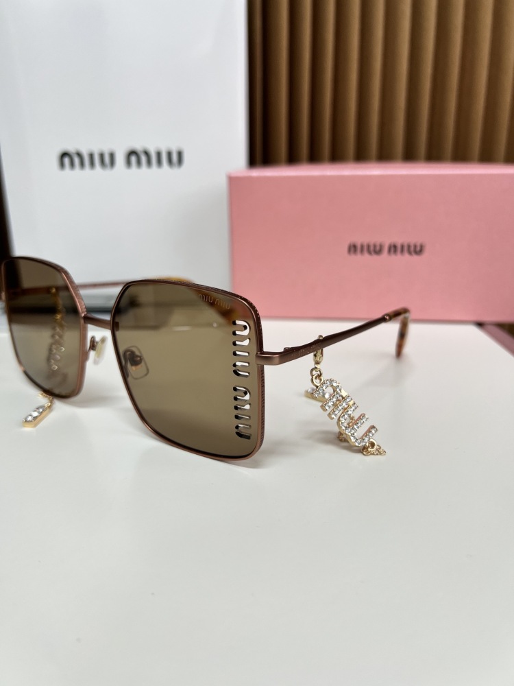 MIU MIU glasses