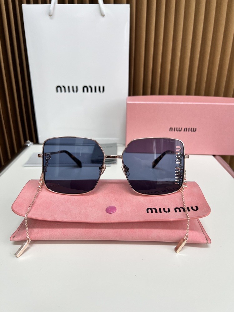 MIU MIU glasses