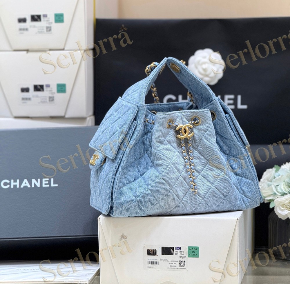 CHANEL MASTER 25 SMALL HANDBAG