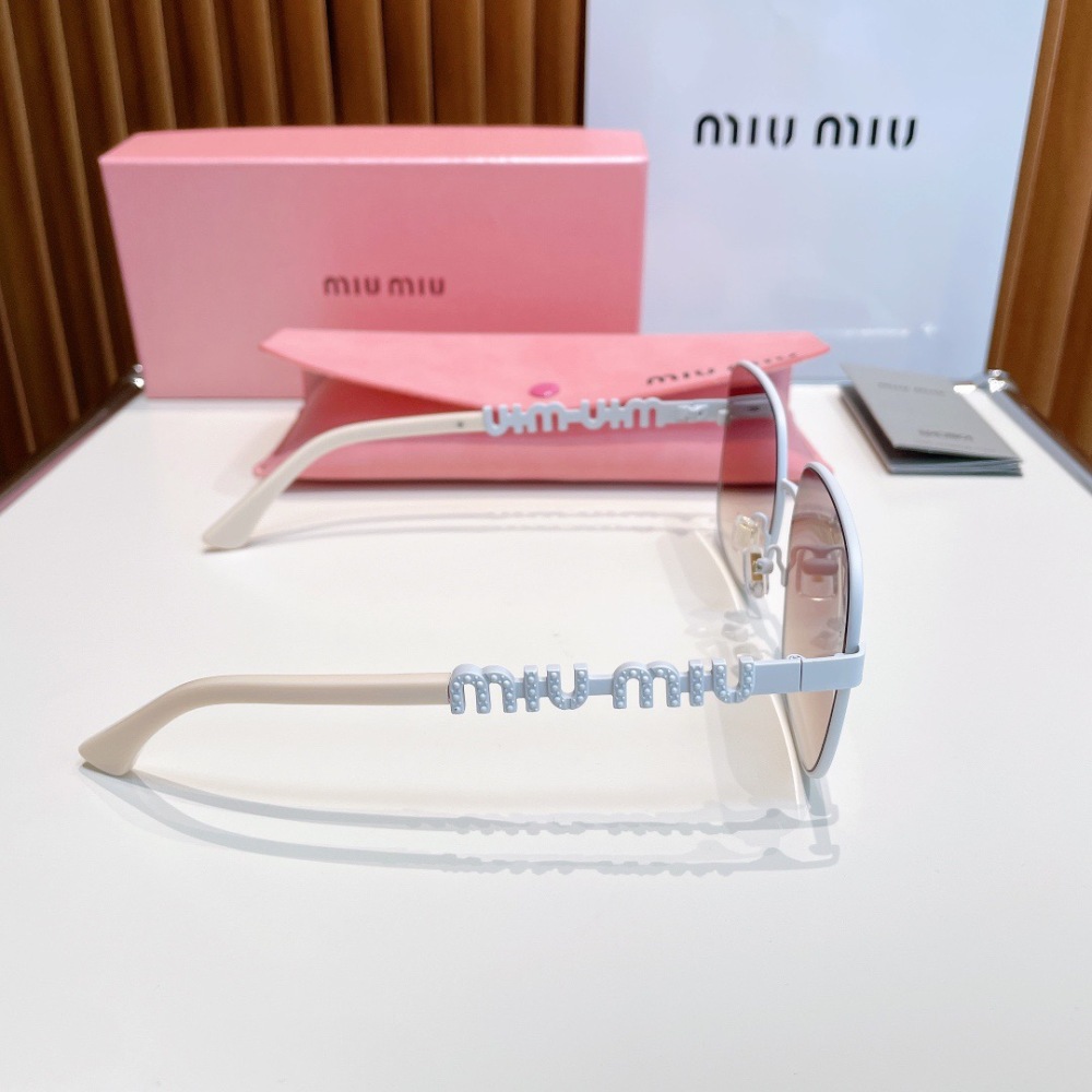 MIUMIU sunglasses