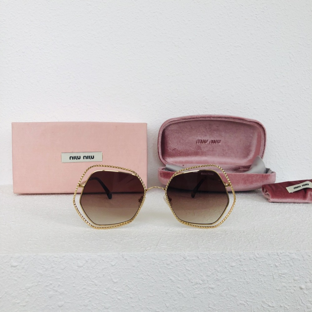 MIU MIU sunglasses