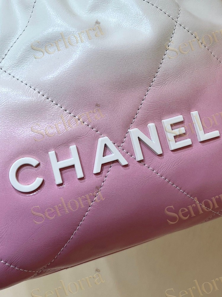 CHANEL 22 MINI HANDBAG
