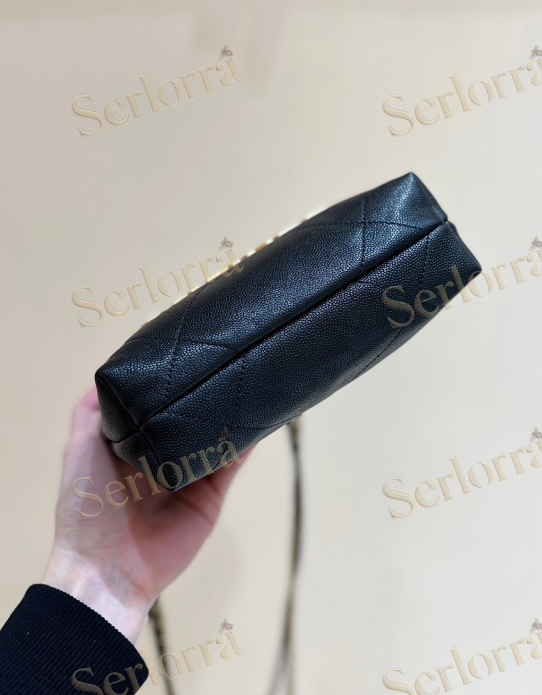 CHANEL 22 MINI HANDBAG
