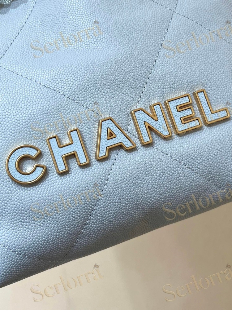 CHANEL 22 MINI HANDBAG