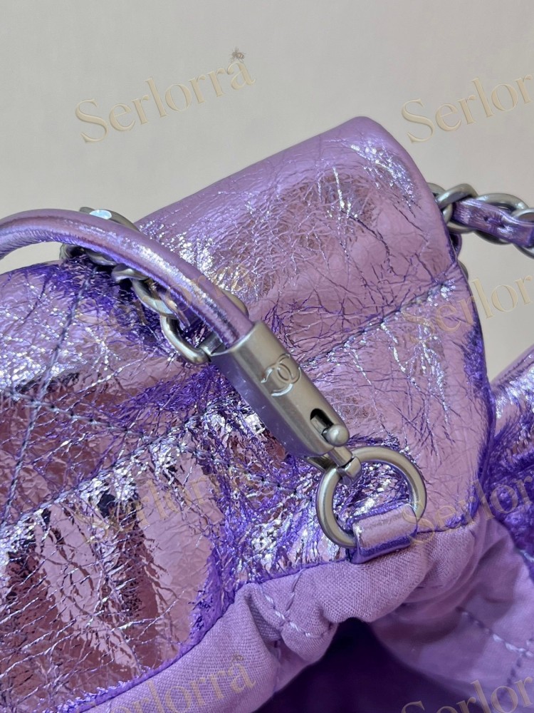 CHANEL 22 MINI HANDBAG