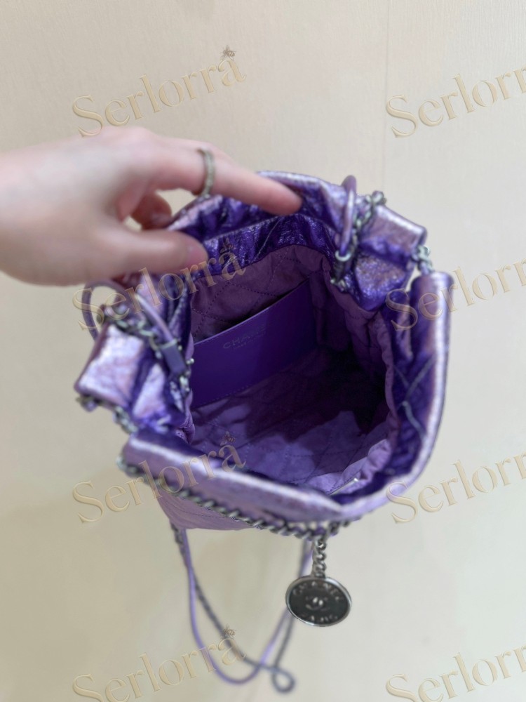 CHANEL 22 MINI HANDBAG