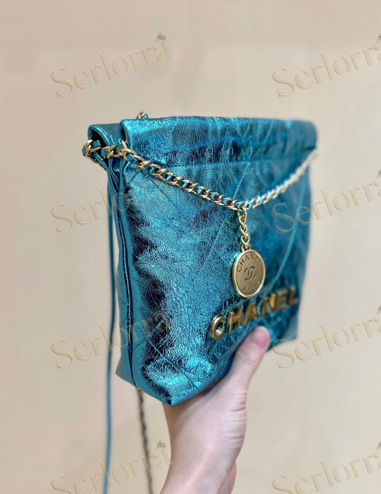 CHANEL 22 MINI HANDBAG