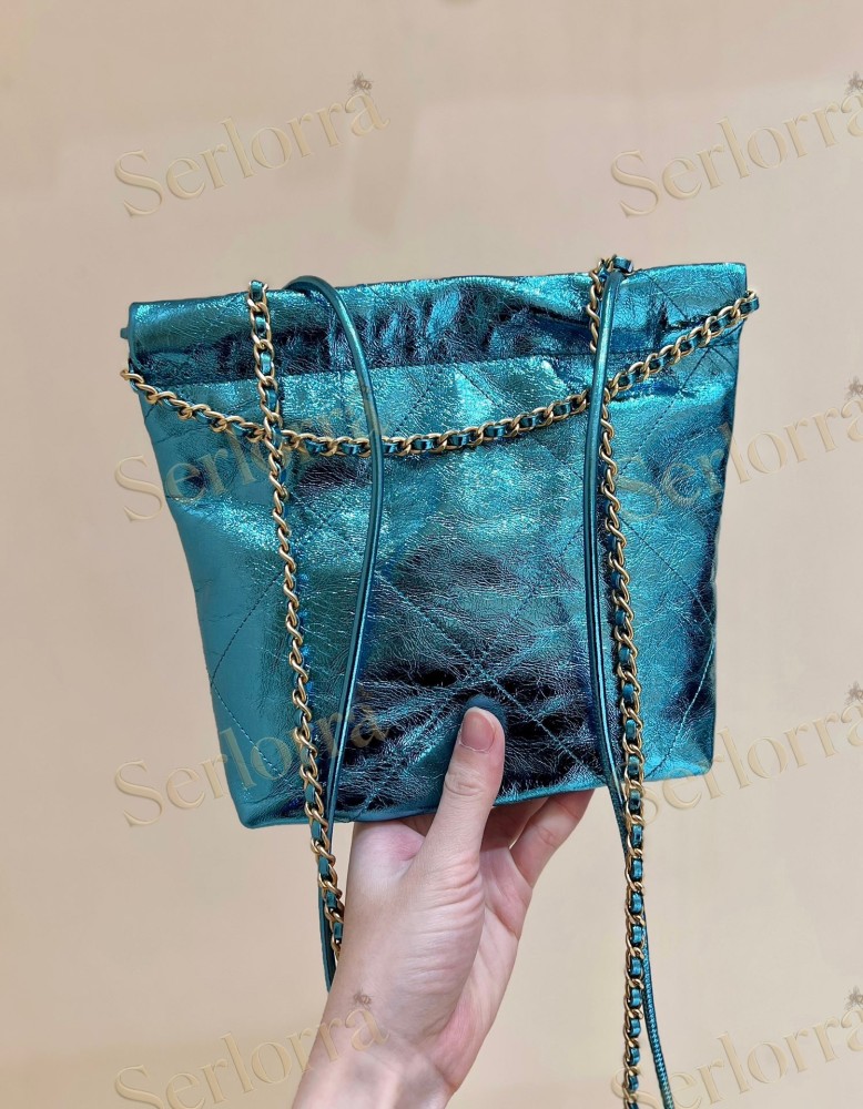 CHANEL 22 MINI HANDBAG