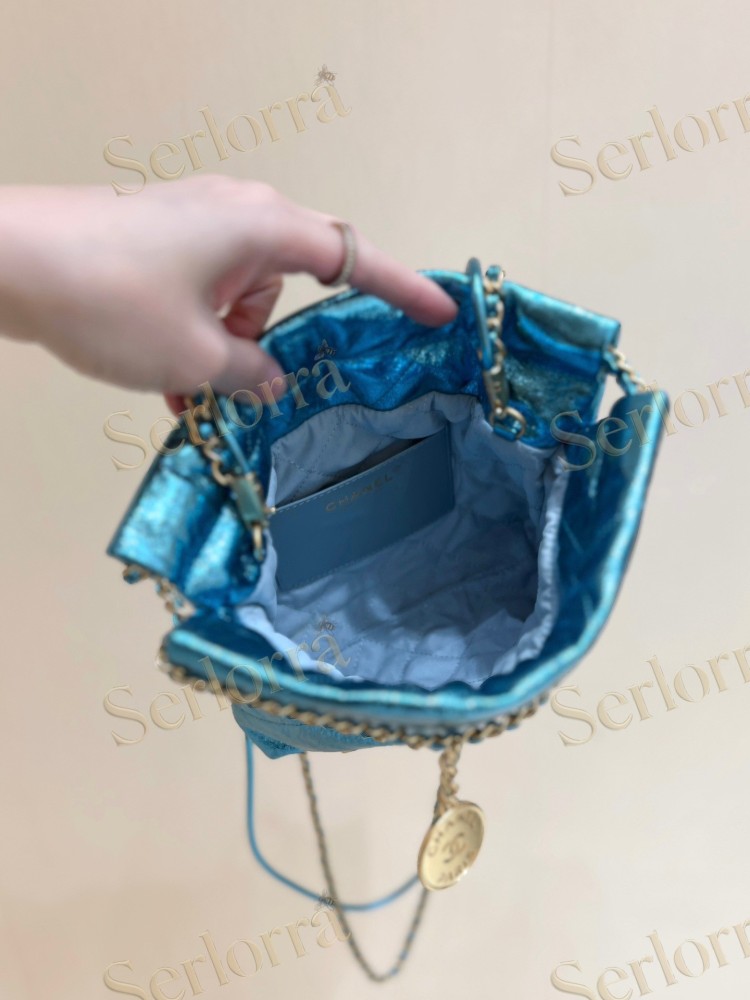 CHANEL 22 MINI HANDBAG