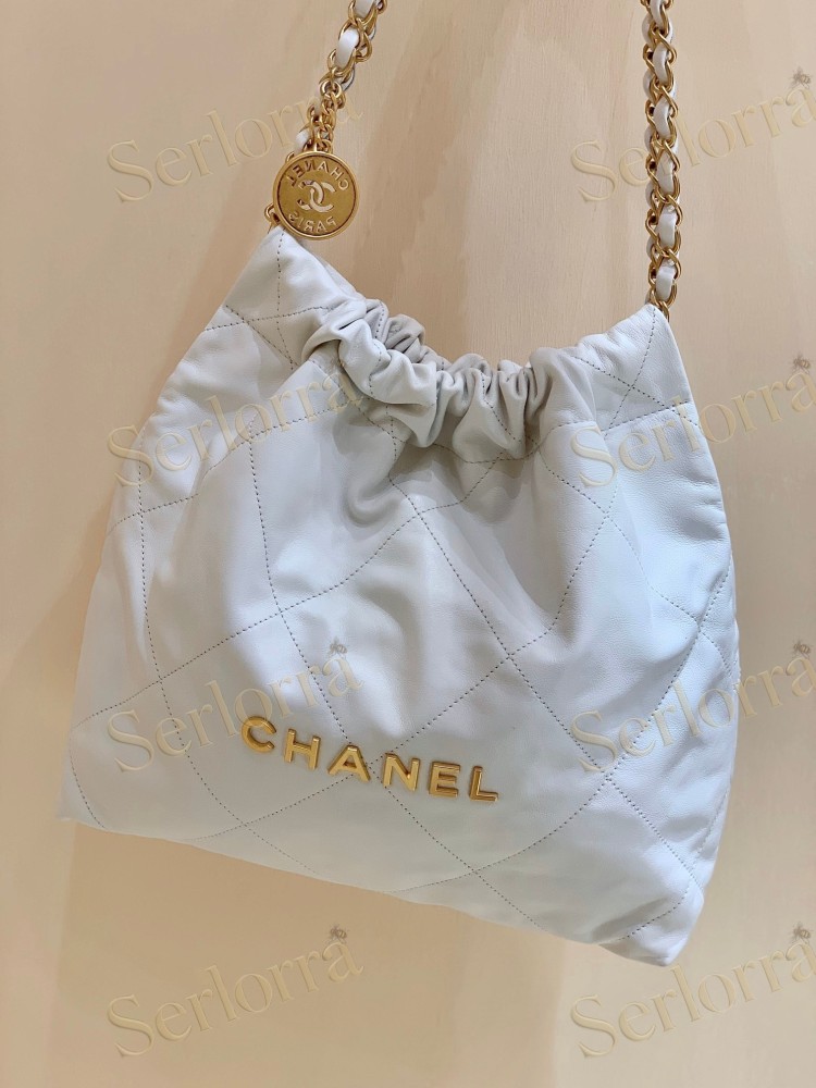 CHANEL MASTER 22 SMALL HANDBAG