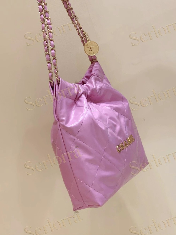 CHANEL MASTER 22 SMALL HANDBAG