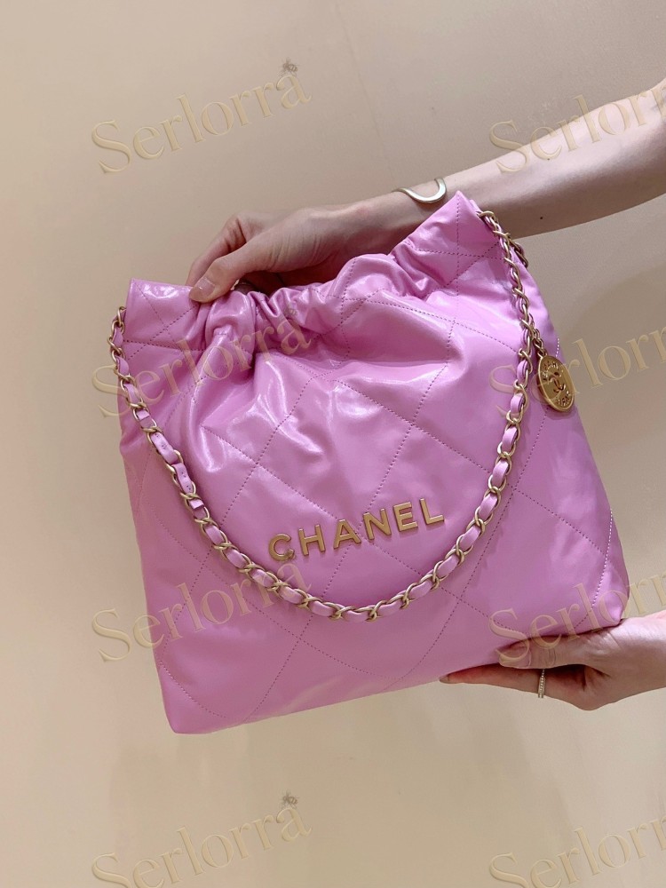 CHANEL MASTER 22 SMALL HANDBAG
