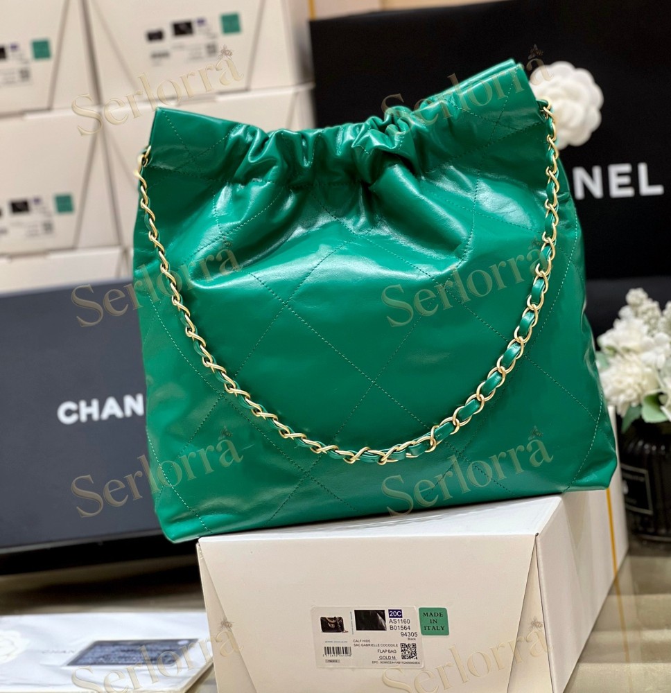 CHANEL MASTER 22 SMALL HANDBAG