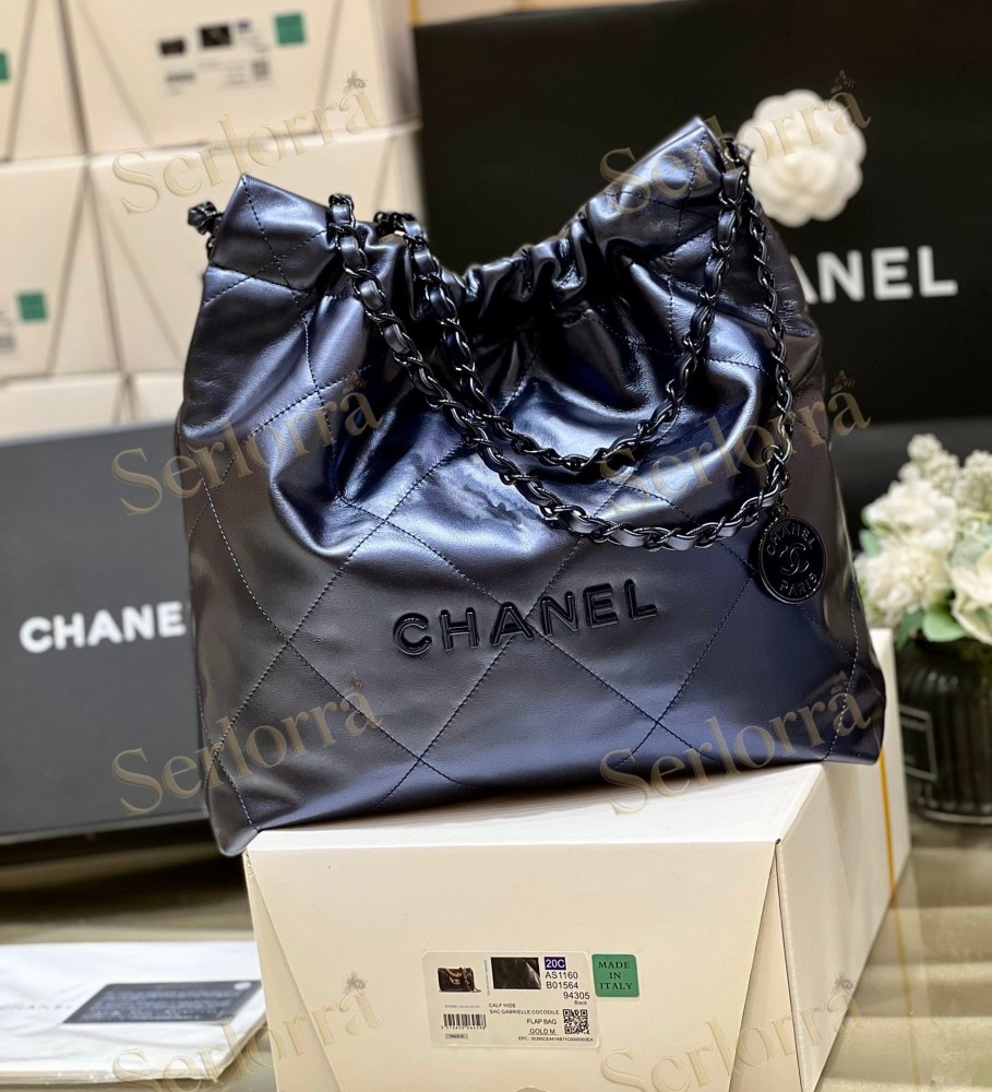 CHANEL MASTER 22 SMALL HANDBAG