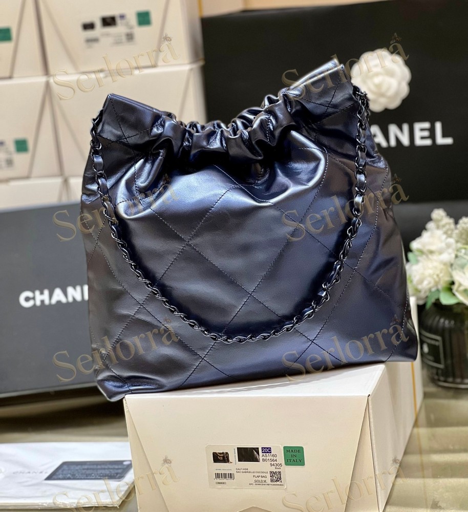 CHANEL MASTER 22 SMALL HANDBAG