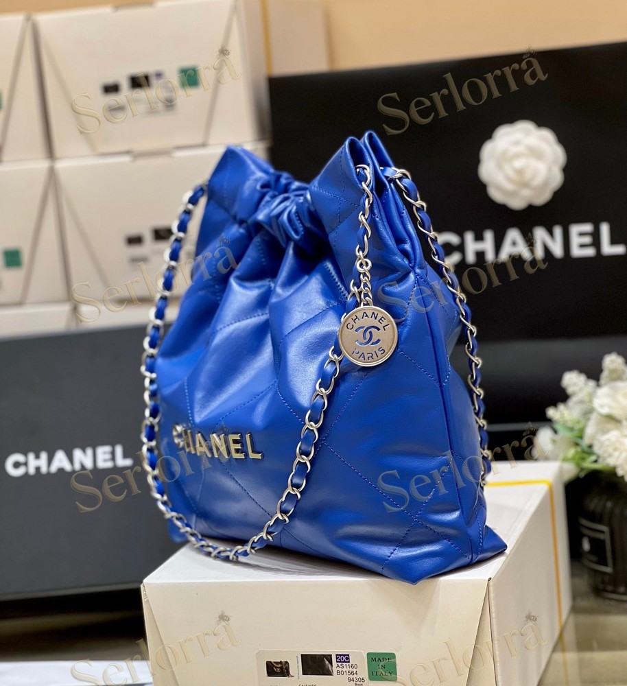 CHANEL MASTER 22 SMALL HANDBAG