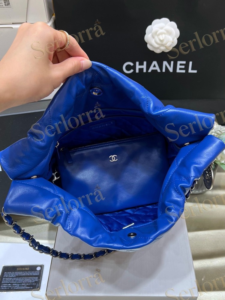 CHANEL MASTER 22 SMALL HANDBAG