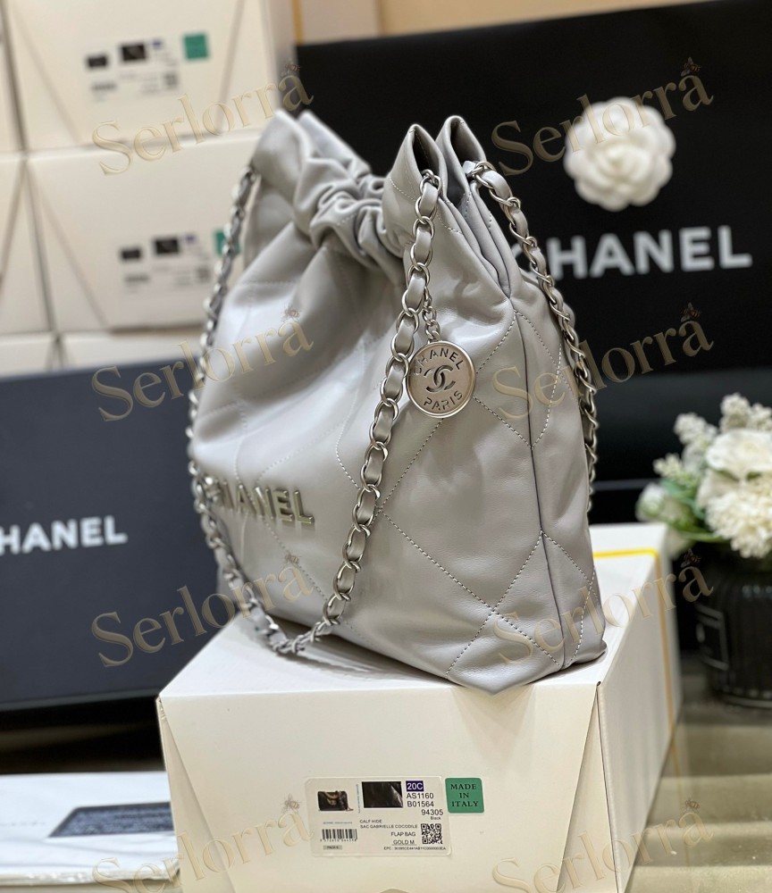 CHANEL MASTER 22 SMALL HANDBAG