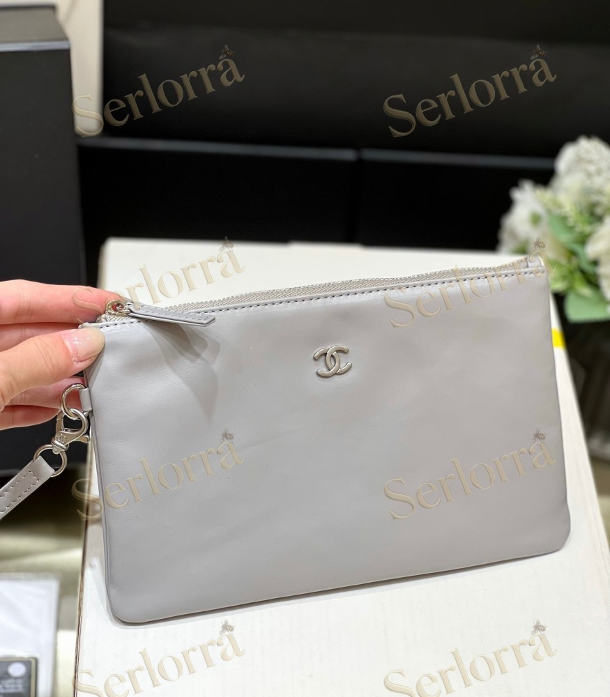 CHANEL MASTER 22 SMALL HANDBAG