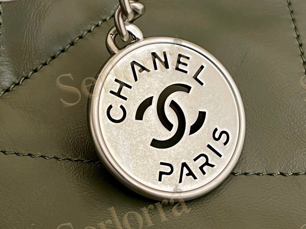 CHANEL MASTER 22 SMALL HANDBAG
