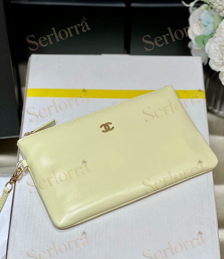 CHANEL MASTER 22 SMALL HANDBAG