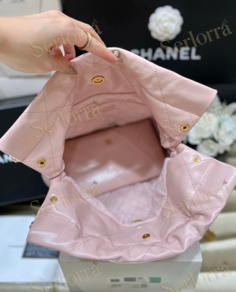 CHANEL MASTER 22 SMALL HANDBAG