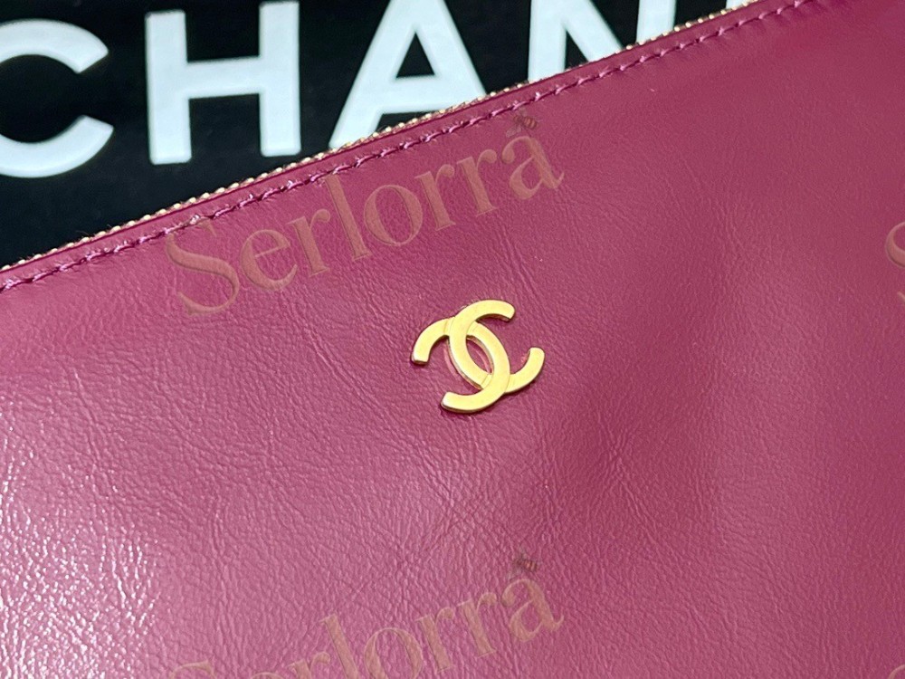 CHANEL MASTER 22 SMALL HANDBAG