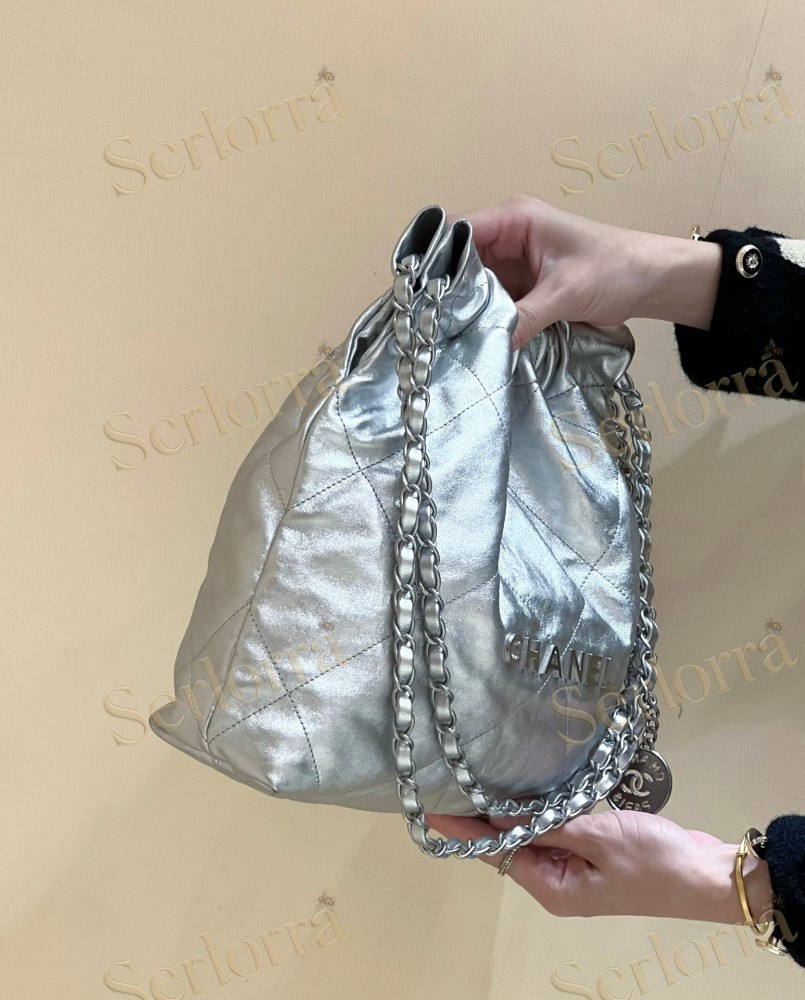 CHANEL MASTER 22 SMALL HANDBAG