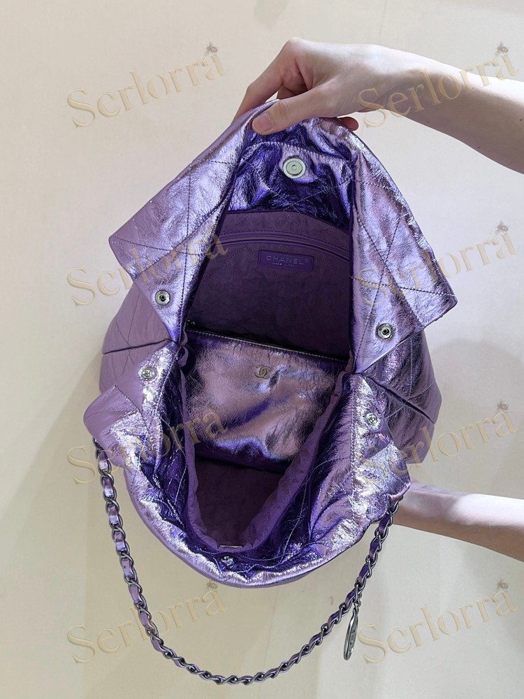 CHANEL MASTER 22 SMALL HANDBAG