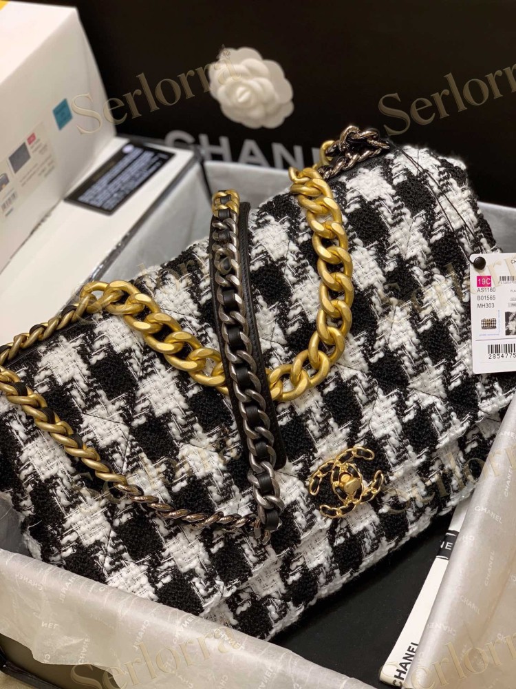 CHANEL MASTER LARGE 19 FLAP