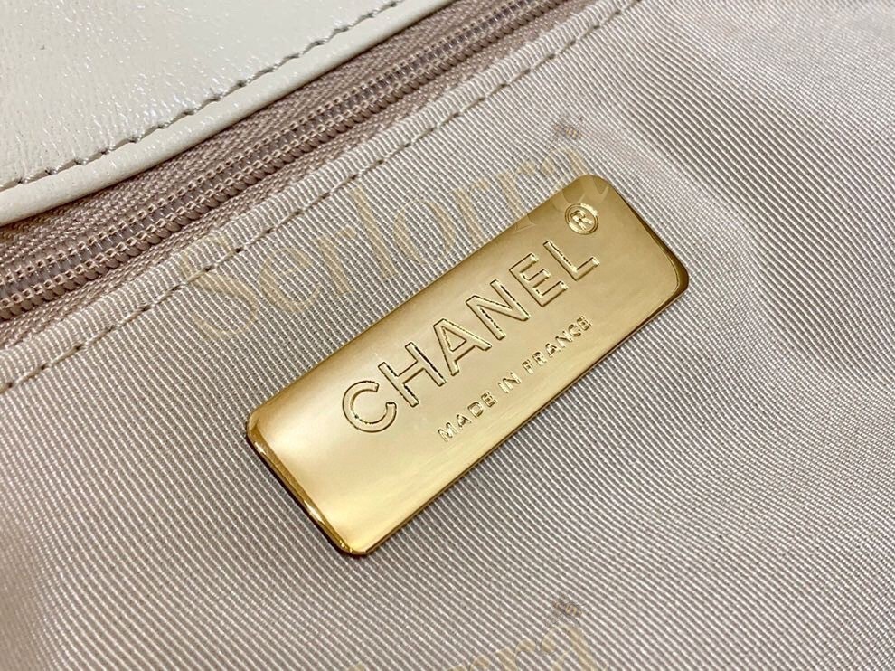CHANEL MASTER LARGE 19 FLAP