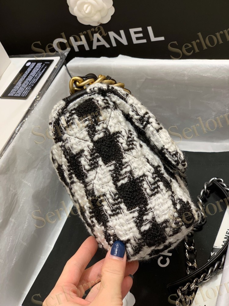 CHANEL MASTER MEDIUM 19 FLAP