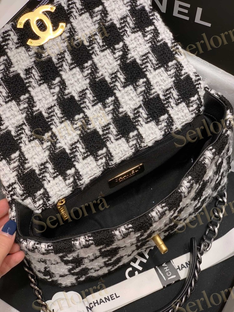 CHANEL MASTER MEDIUM 19 FLAP