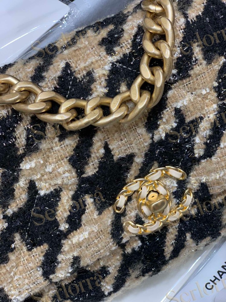 CHANEL MASTER MEDIUM 19 FLAP