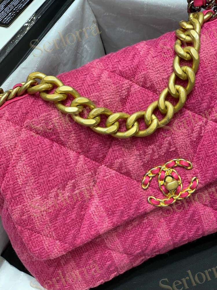CHANEL MASTER MEDIUM 19 FLAP
