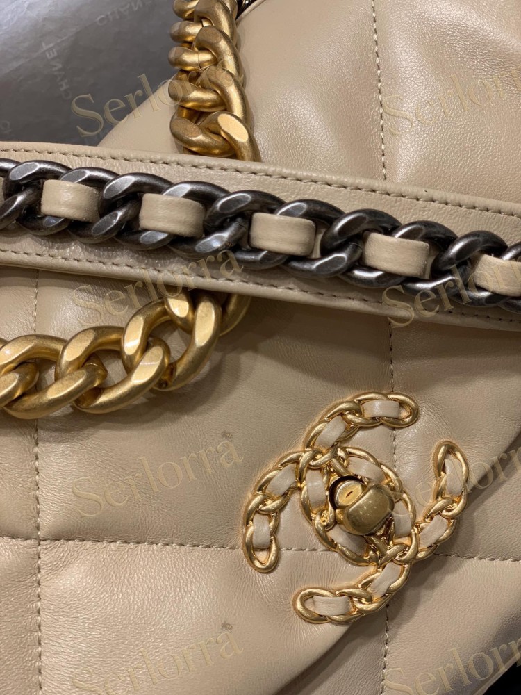 CHANEL MASTER MEDIUM 19 FLAP