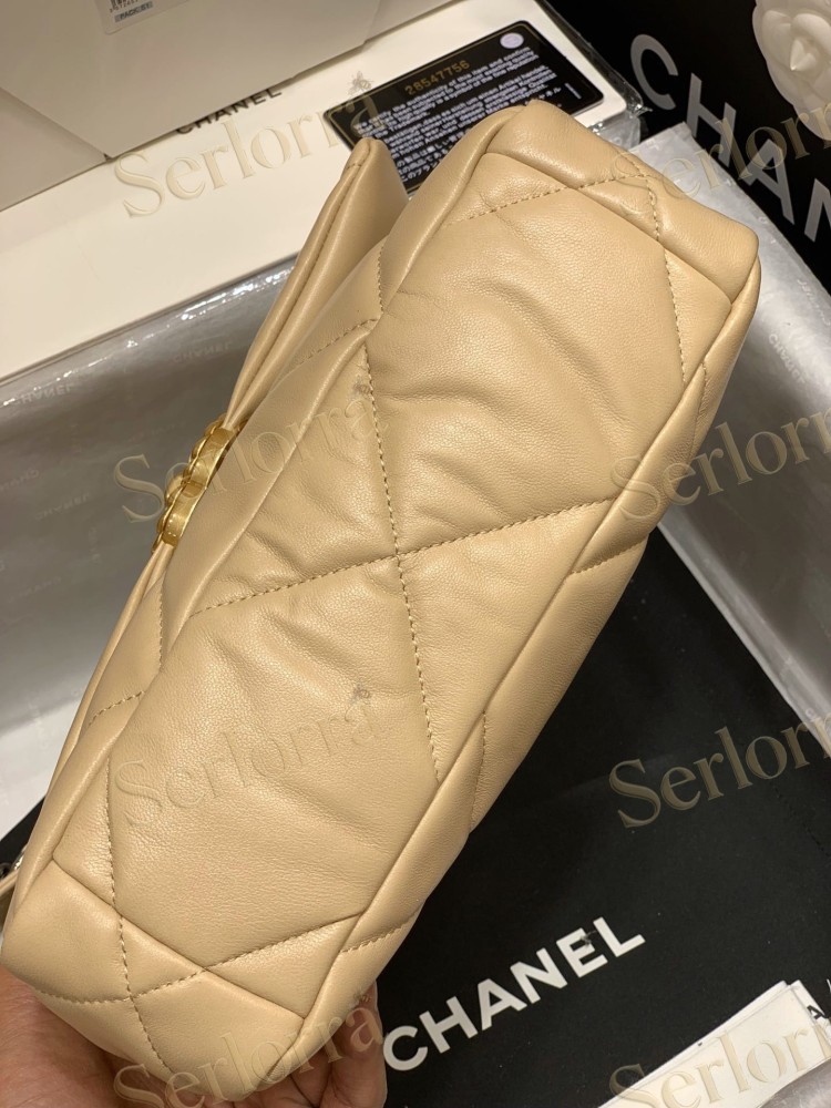 CHANEL MASTER MEDIUM 19 FLAP