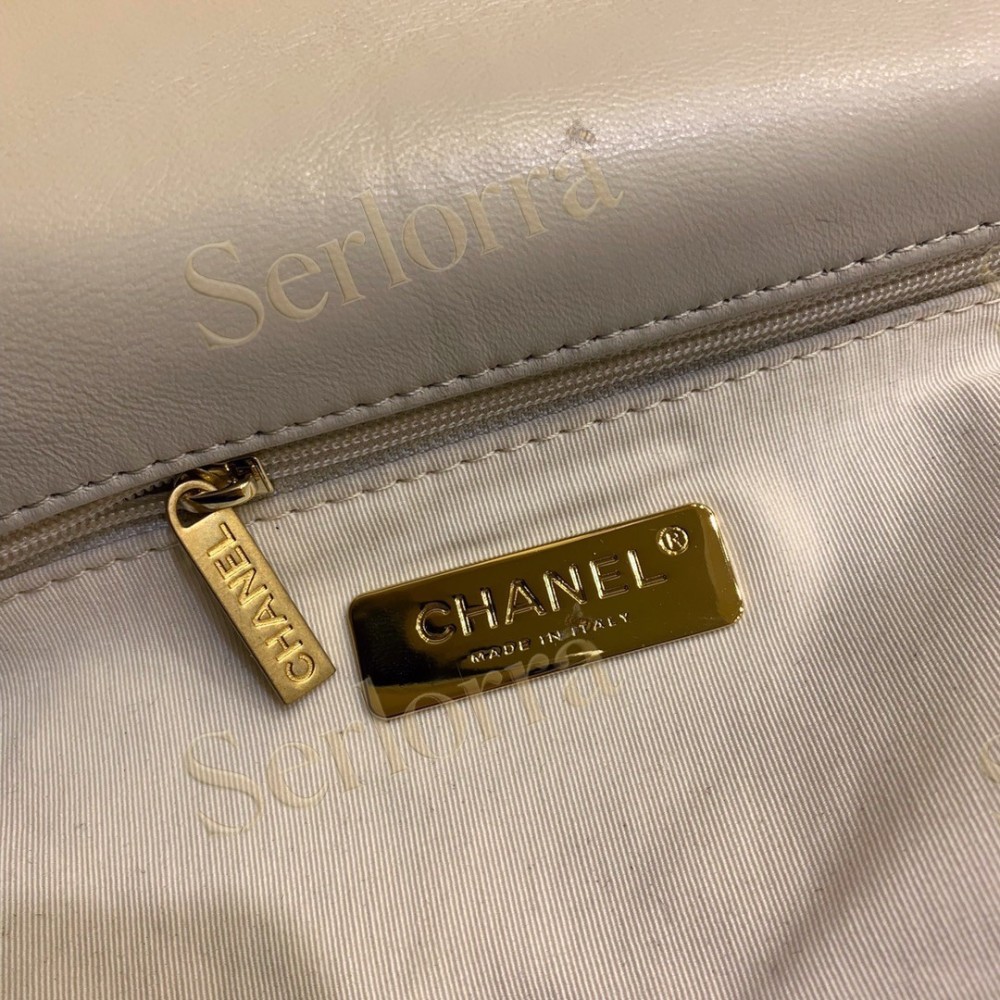 CHANEL MASTER MEDIUM 19 FLAP