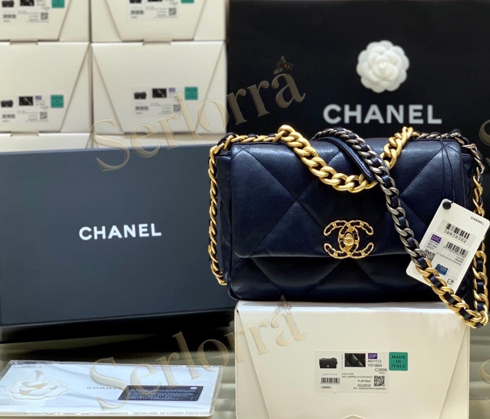 CHANEL MASTER MEDIUM 19 FLAP