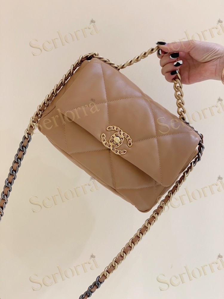 CHANEL MASTER MEDIUM 19 FLAP