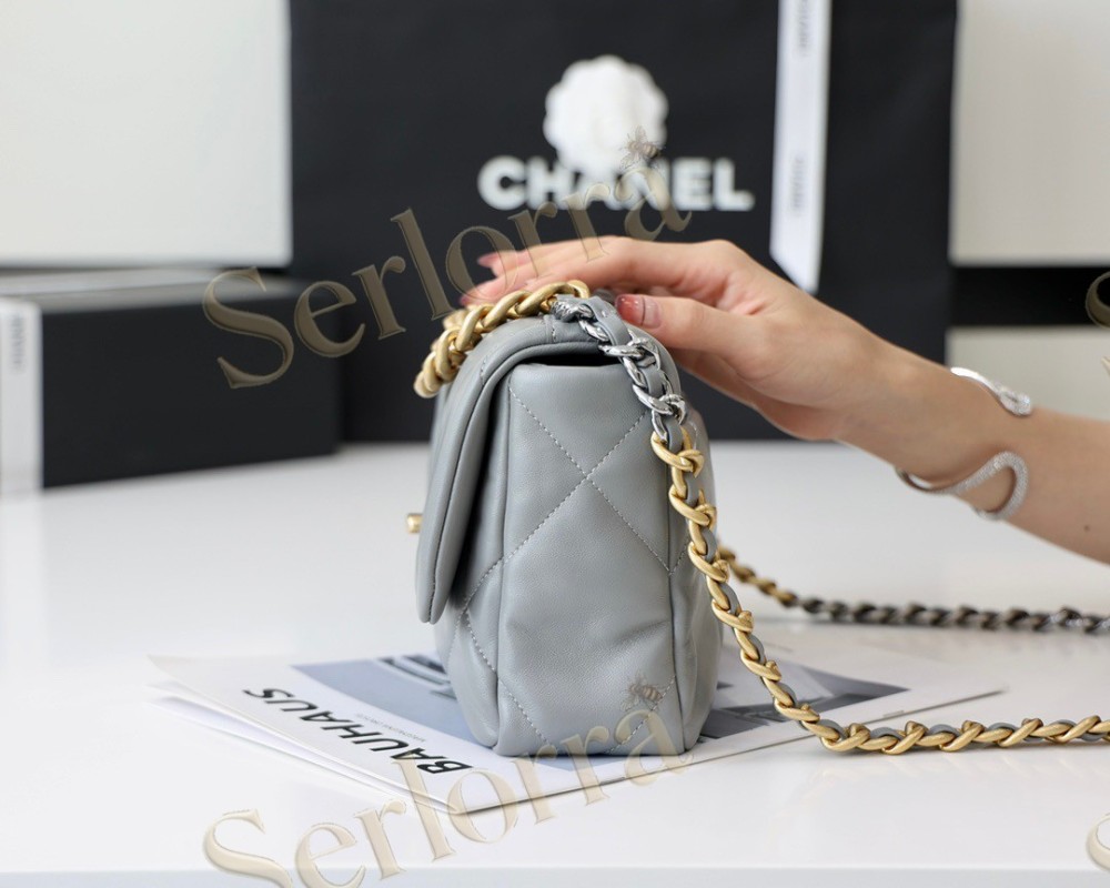 CHANEL MASTER MEDIUM 19 FLAP