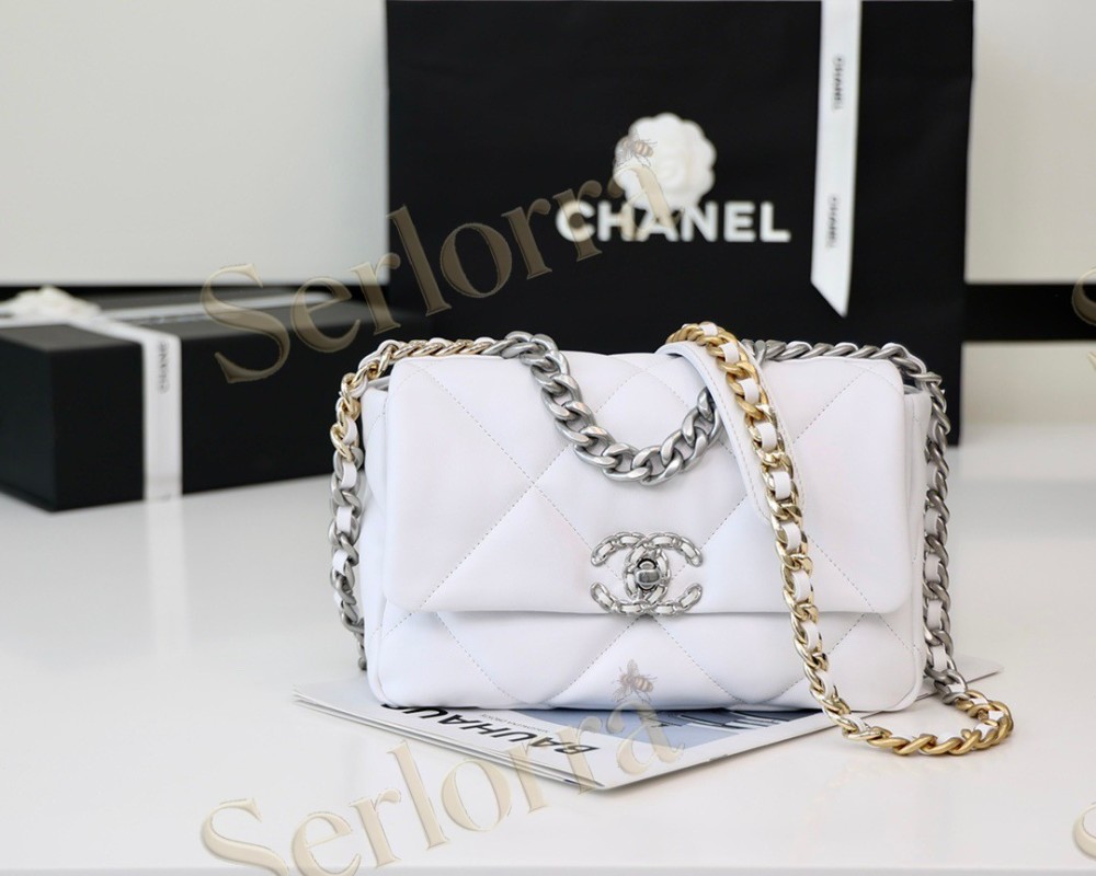 CHANEL MASTER MEDIUM 19 FLAP