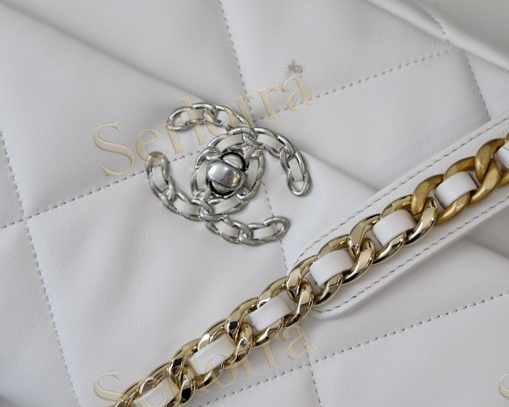 CHANEL MASTER MEDIUM 19 FLAP