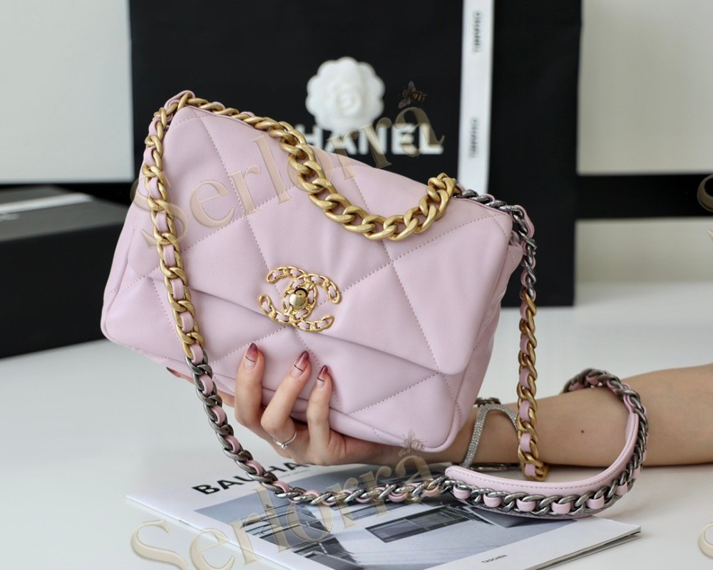 CHANEL MASTER MEDIUM 19 FLAP
