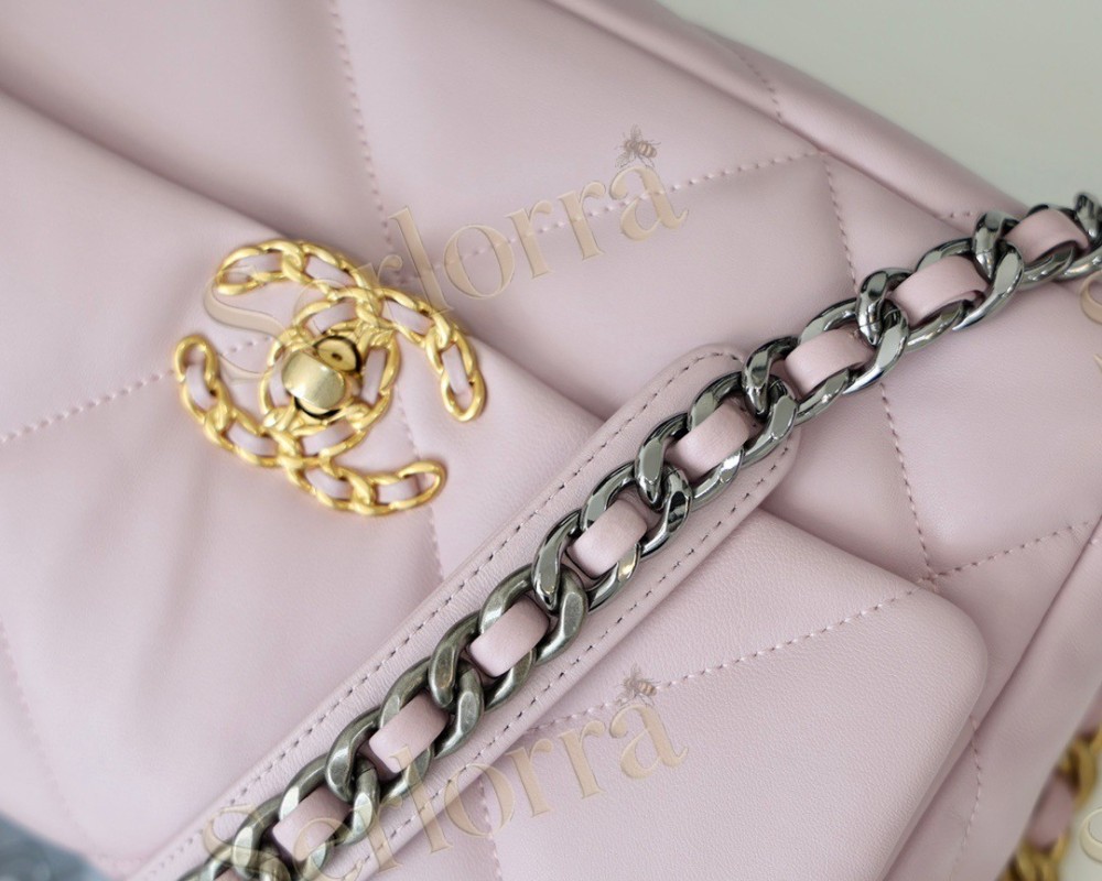 CHANEL MASTER MEDIUM 19 FLAP